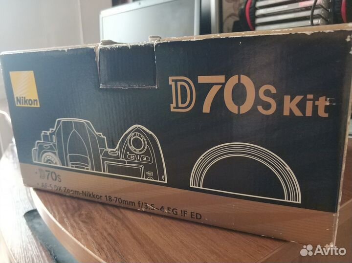 Фотоаппарат Nikon d70s 18-55