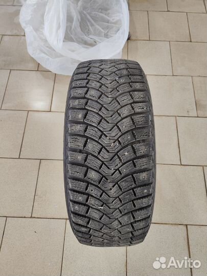 Michelin X-Ice North XIN2 215/55 R17