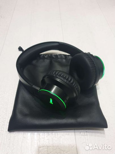 Беспроводные наушники gpods