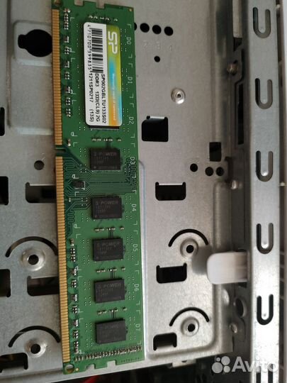 Оперативка Silicon Power DDR3 2Gb 1333MHz CL9