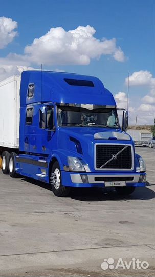 Volvo VNL 780, 2003