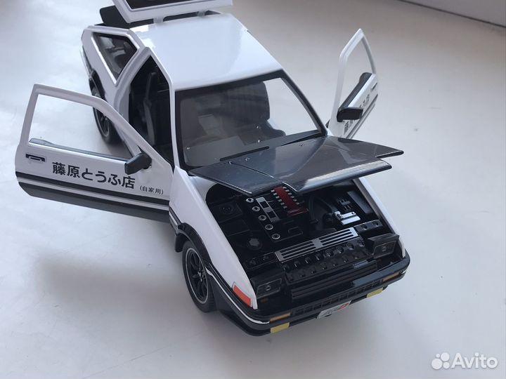 Модель trueno AE86 Initial D