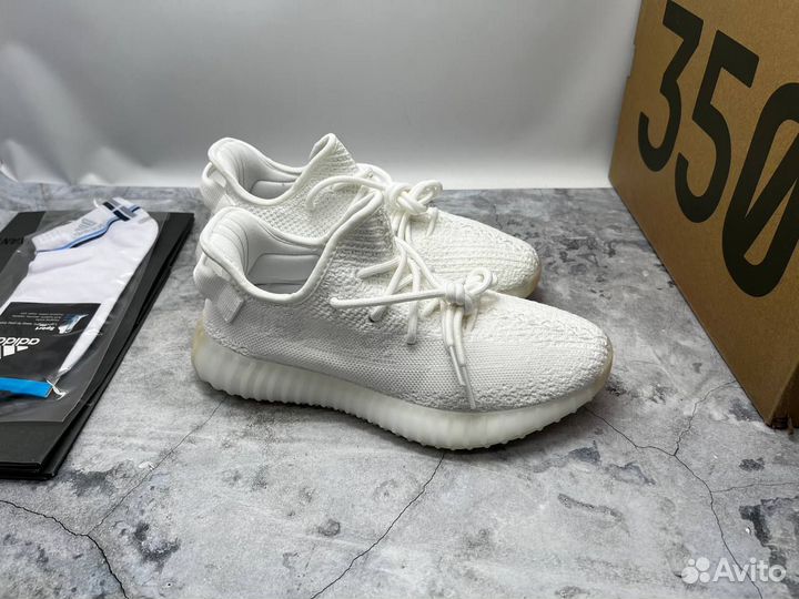 Yeezy Boost 350 V2 Cream White