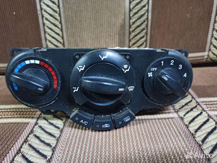 Блок управления отопителем с кондиц. Lacetti