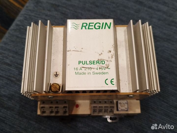 Семисторный регулятор температуры Regin