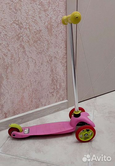Самокат детский трехколесный