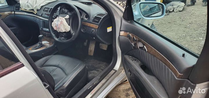Авто в разбор Mercedes-Benz W211 3.0i AT