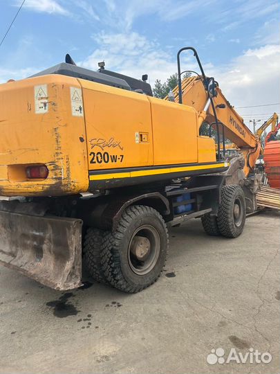 Колёсный экскаватор Hyundai R200W-7, 2008