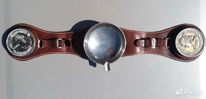 Пепельница на подлокотник кресла