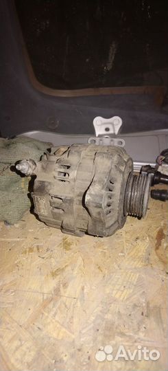 Запчасти на Ниссан сани б15