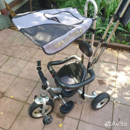 Детский велосипед с ручкой