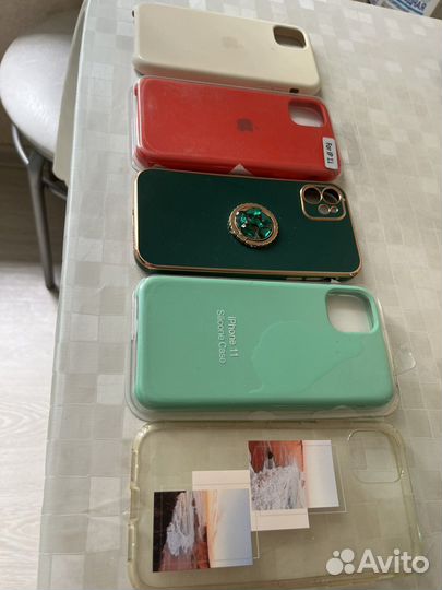 Чехлы на iPhone 11