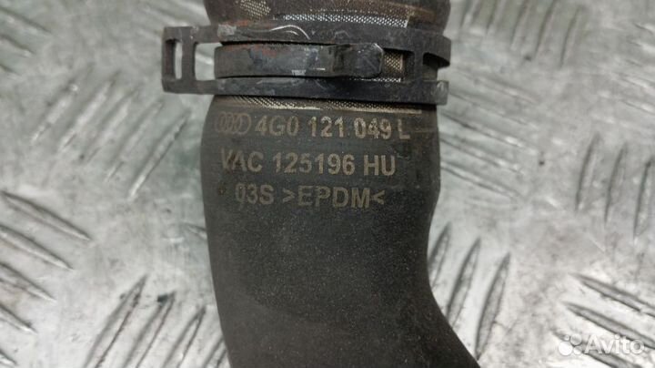 Патрубок радиатора Audi A6