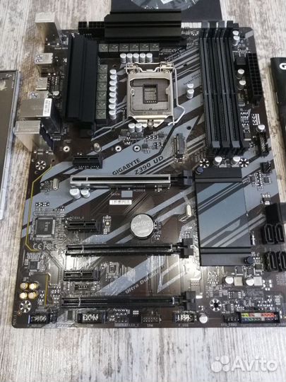 Продам материнскую плату gigabyte Z390 UD (1151 V2