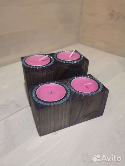 Подсвечник из дерева со стразами