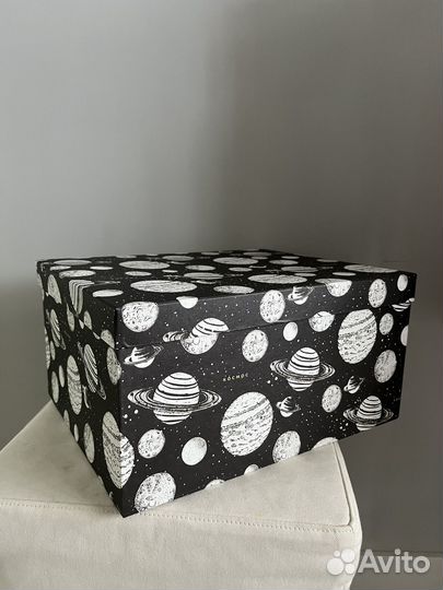 Коробка подарочная прямоугольная