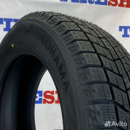 Yokohama Ice Guard IG60 215/60 R16 95Q