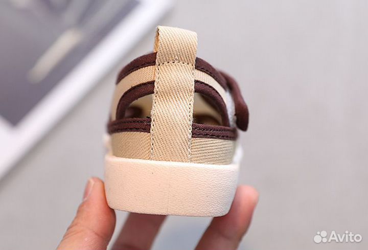 Сандали детские