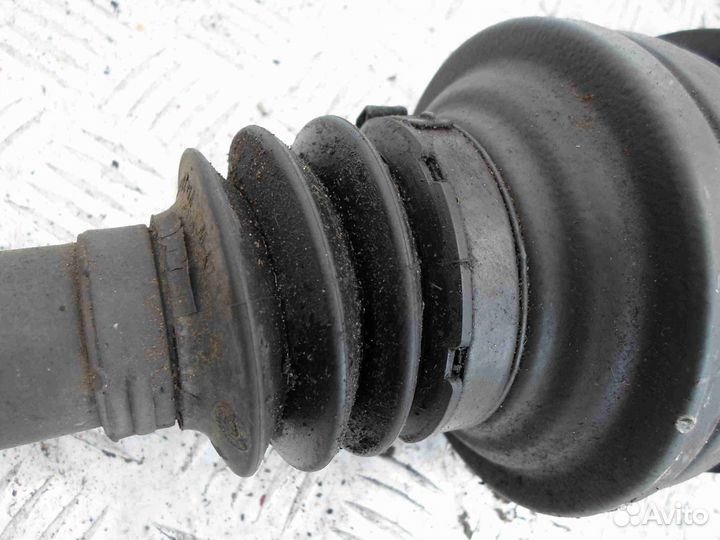 Полуось задняя правая Mercedes CLS W218