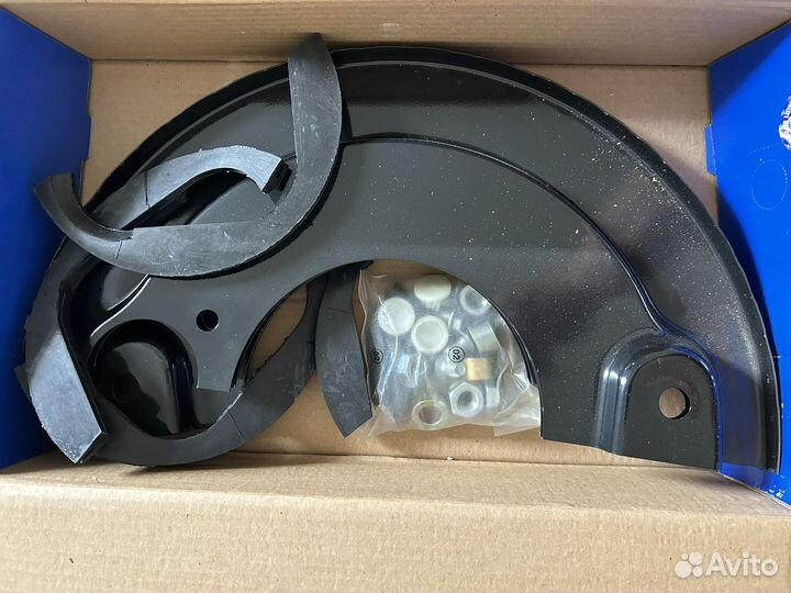 Щиток пылезащитный комп. на ось BPW. sampa 070529