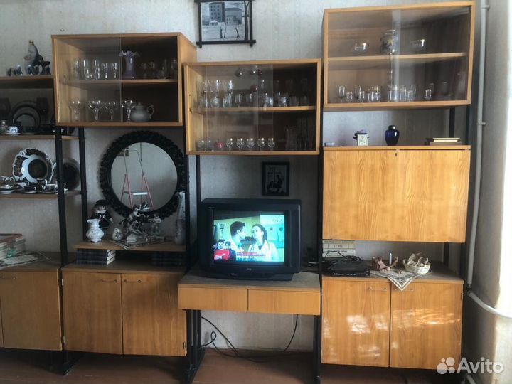 Стенка в гостиную
