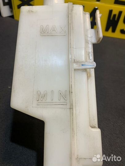 Бачок расширительный Nissan Tiida HR16DE 2010