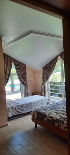 Дом 340 м² на участке 10 сот.