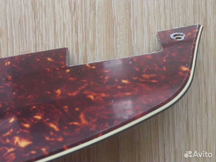 Запчасти и аксессуары для гитар,пикгарды LP,потенц