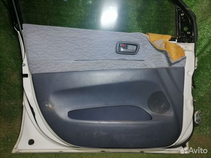 Дверь передняя левая Toyota Ipsum SXM10 Пустая