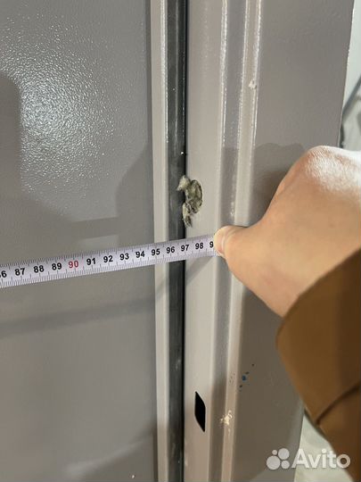 Дверь входная металлическая