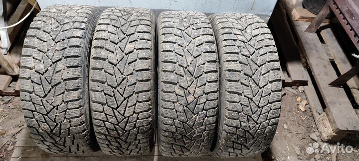 Dunlop SP Winter Ice02 205/55 R16