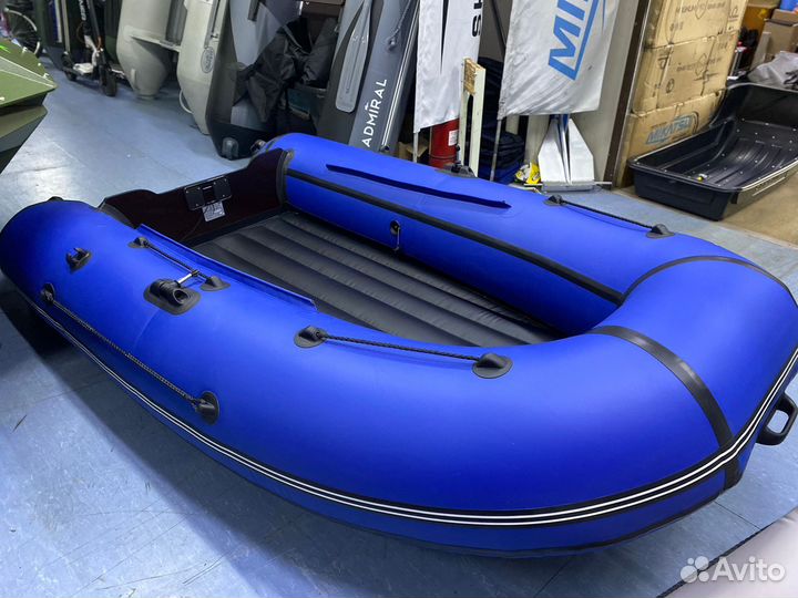 Лодка пвх Triton Air 300 сине-черная