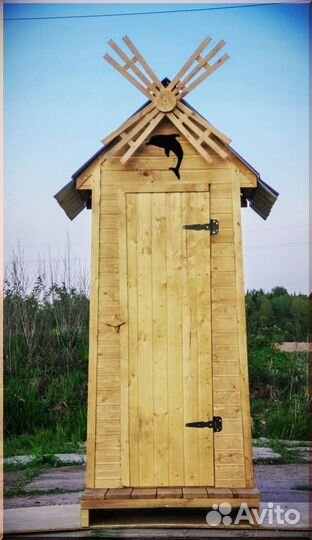 Дачный туалет с декором PDN