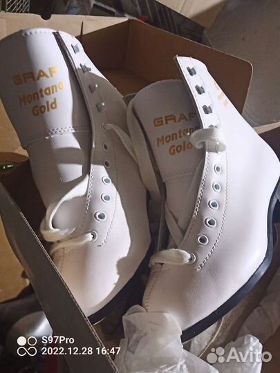 Фигурные коньки и лезвия Graf, Jackson