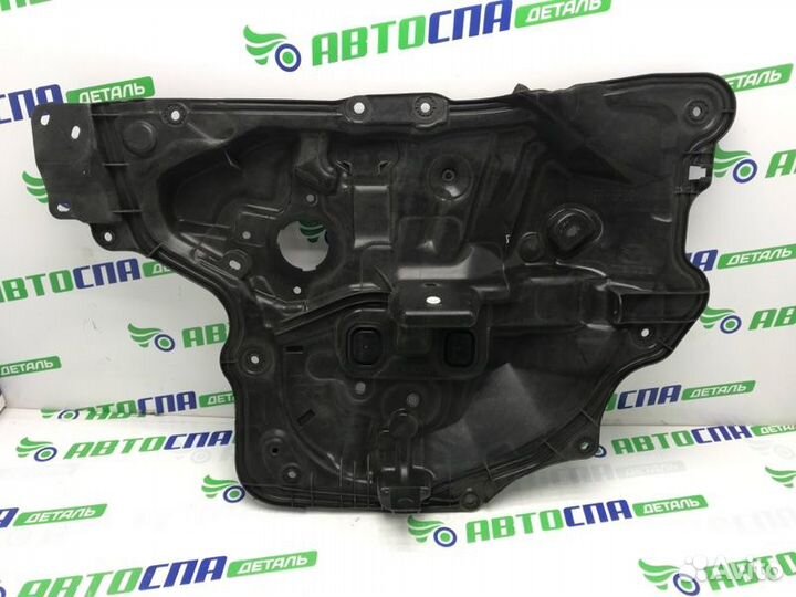 Панель двери стеклоподъемника передний правый