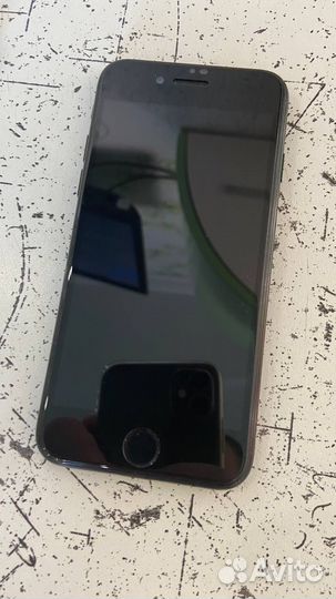 iPhone 7, 32 ГБ