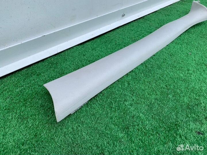 Обшивка стойки передней левой L LADA Largus