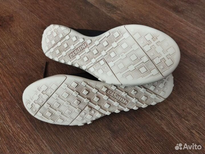 Футзалки kipsta