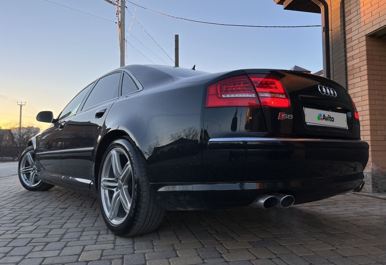 Audi S8: фото из отзыва