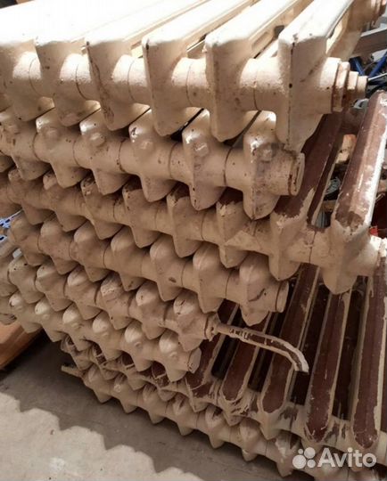 Батарея чугунная