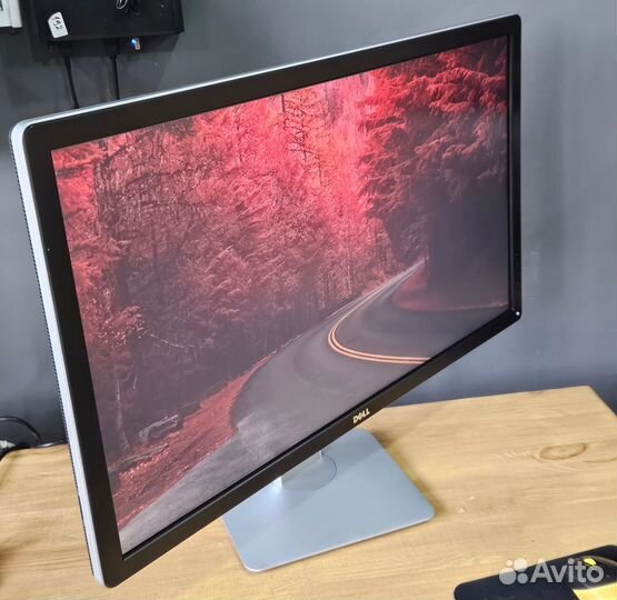 Монитор Dell 32 UltraSharp UP3216Q