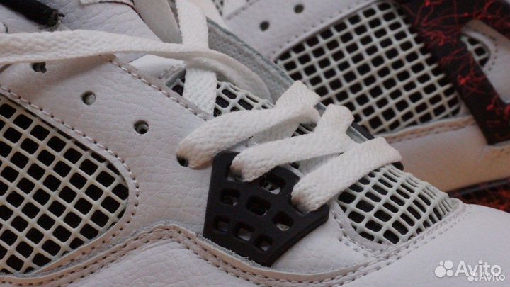 Кроссовки Nike Air Jordan 4 retro
