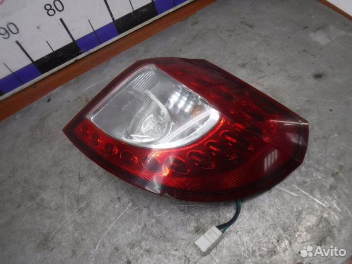 Фонарь задний правый Geely Emgrand X7 2.0 2014