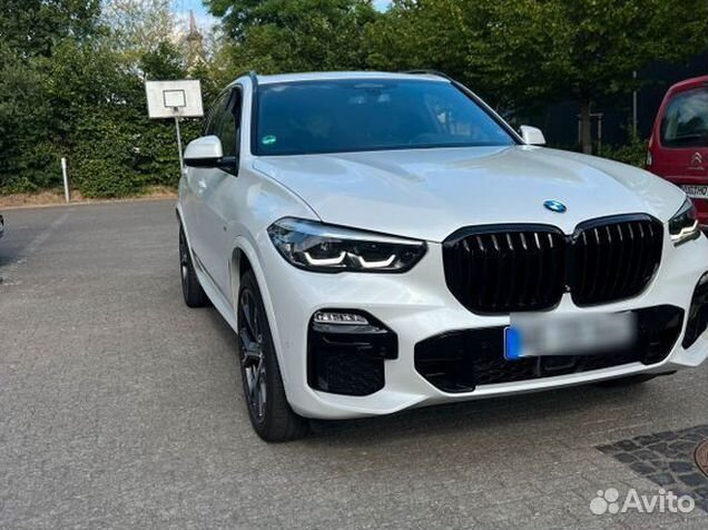 В разборе BMW X5 G05 2021