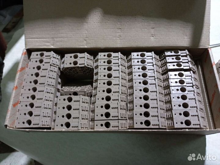 1067600000 WEW 32/1 держатель