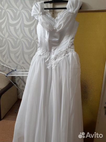 Платье свадебное