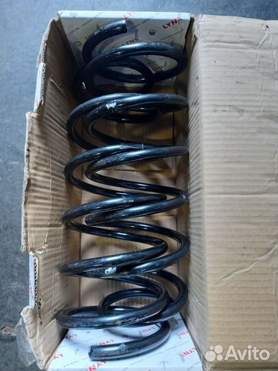 Пружины задние