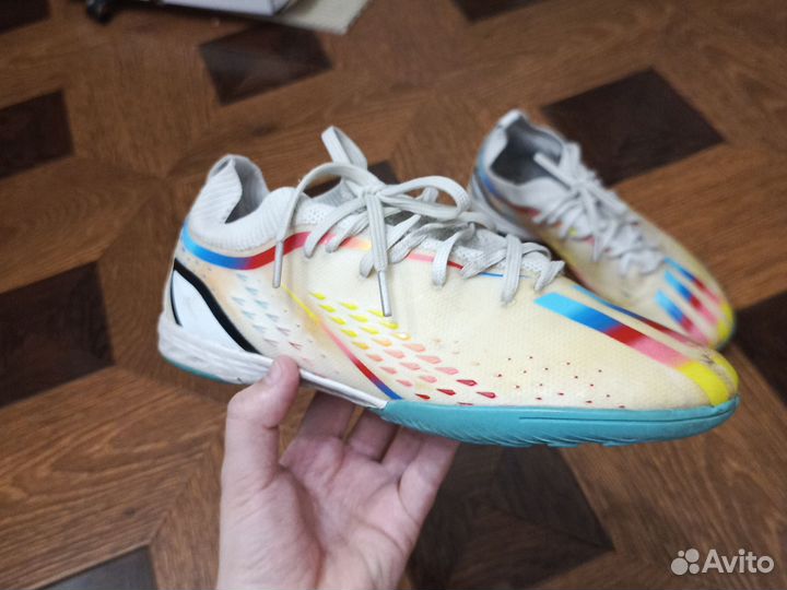 Бутсы сороконожки футбольные adidas (не оригинал)