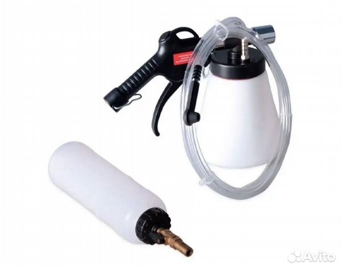 Приспособление для прокачки тормозов и сцепления