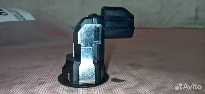 Парктроник задний Mitsubishi Pajero 4 8651a042